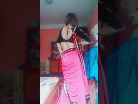 Indian girl belly dance hot
