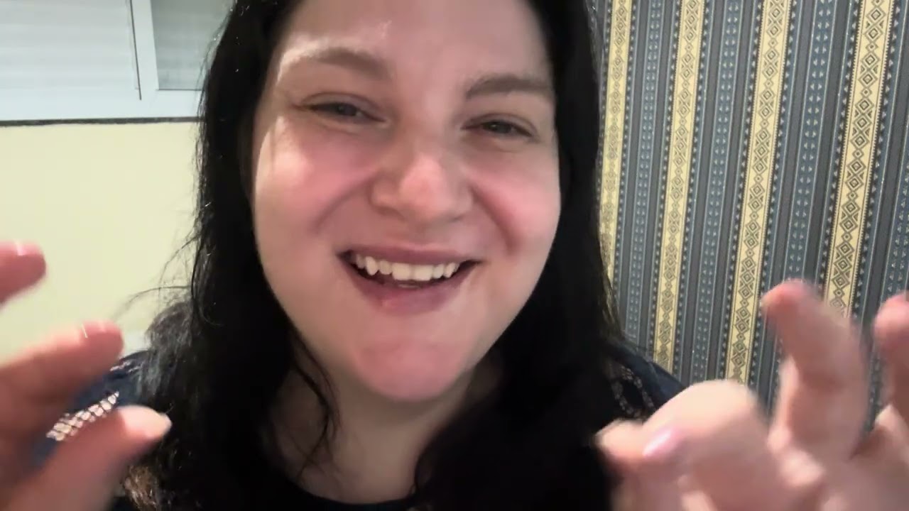 Primeiro ASMR do canal, mouth sounds e sons de objetos.  