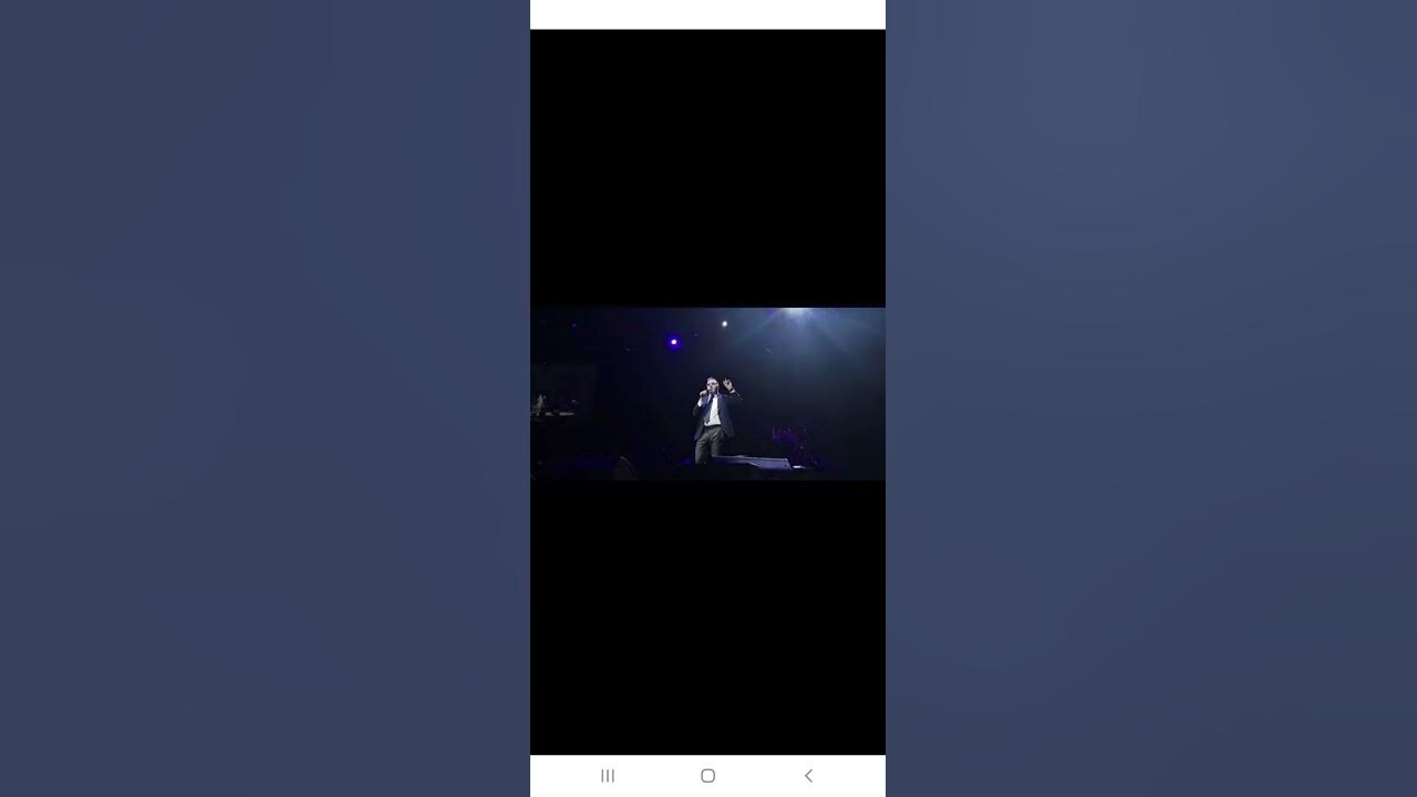 Yaakov shwekey honors Ben Shapiro