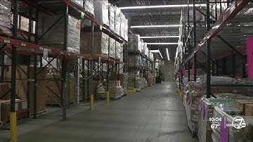 What happens to WIC, SNAP benefits if the government shuts down