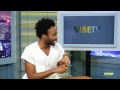 Capture de la vidéo Childish Gambino Talks Weed Vs. Wax And Eating Mushrooms With Azealia Banks