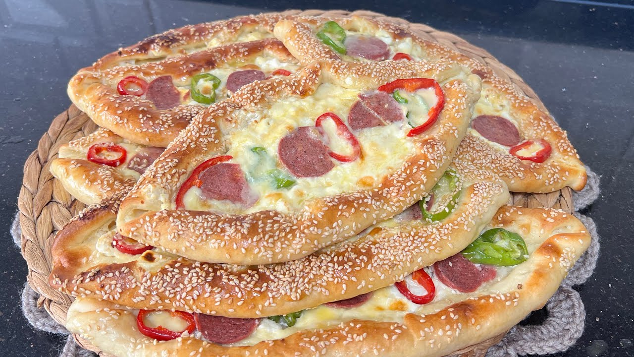 عندج 4 كوب طحين تعاي نسوي فطائر للعشاء سهل وللذيذه ورح تعجب كل العائله