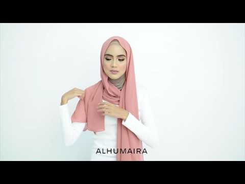 BASIC ESSENTIAL PLAIN SHAWL Styling Tutorial Style 21