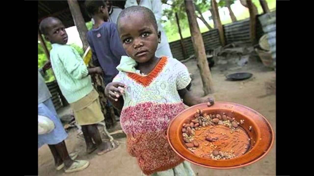 Отношения с голодом. Голодные дети Зимбабве. Зимбаба люди.