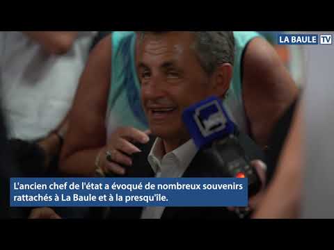 Nicolas Sarkozy à La Baule pour dédicacer son livre 