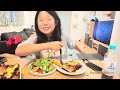 今日の夜ご飯はラザニアとサーモンサラダでしたー♪