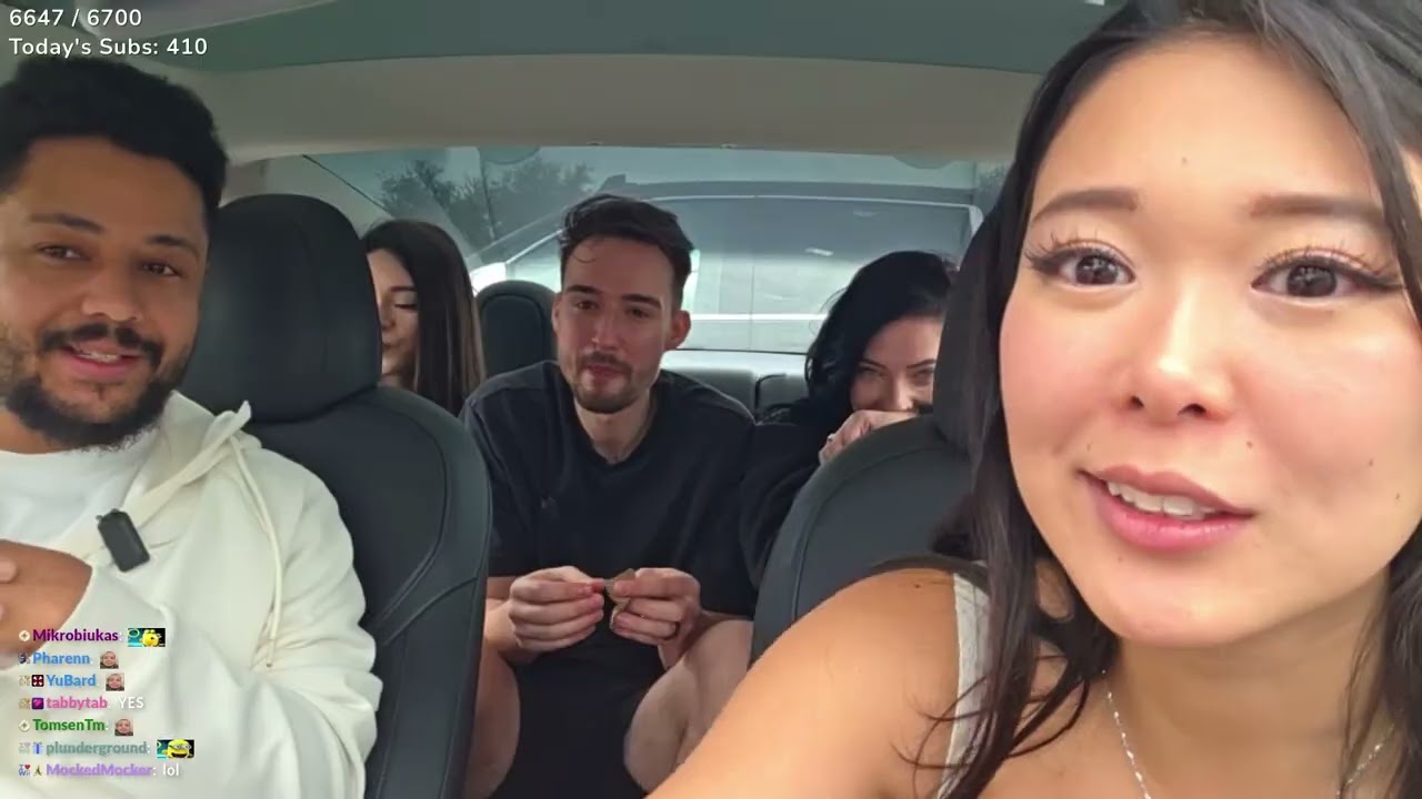 Nick, Katchii, Arther, Julia Come See Emily Doing This (Reunion Of The RoadTrip Gang Minus FanFan)