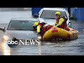 Australian flood, Bangladesh protest, a giant spider crab, World in Photos, Oct. 27