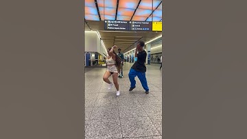 New song 😮‍💨 #shorts #dance #nyc #shortsdance #dancer #tiktok #danielamontero1018