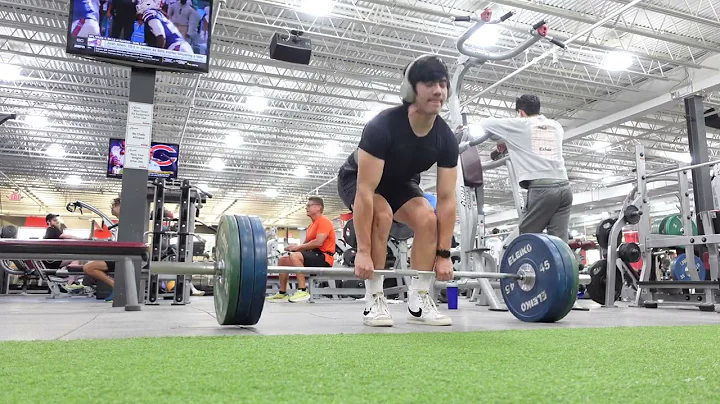 My First Video!!! I Deadlift PR I