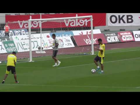 2015　FC岐阜　GKピッチ内練習開始(2015.6.14　J2第18節)