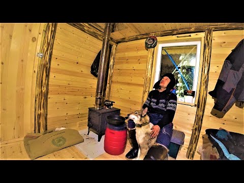 НАСТОЯЩАЯ, “ДИКАЯ” ТАЙГА! ОДИН СТРОЮ ИЗБУ! ПЯТЬ ДНЕЙ В ПАЛАТКЕ! СДЕЛАЛ ДЫМОХОД, ПЕЧЬ, ГОТОВЛЮСЬ К ПЕ