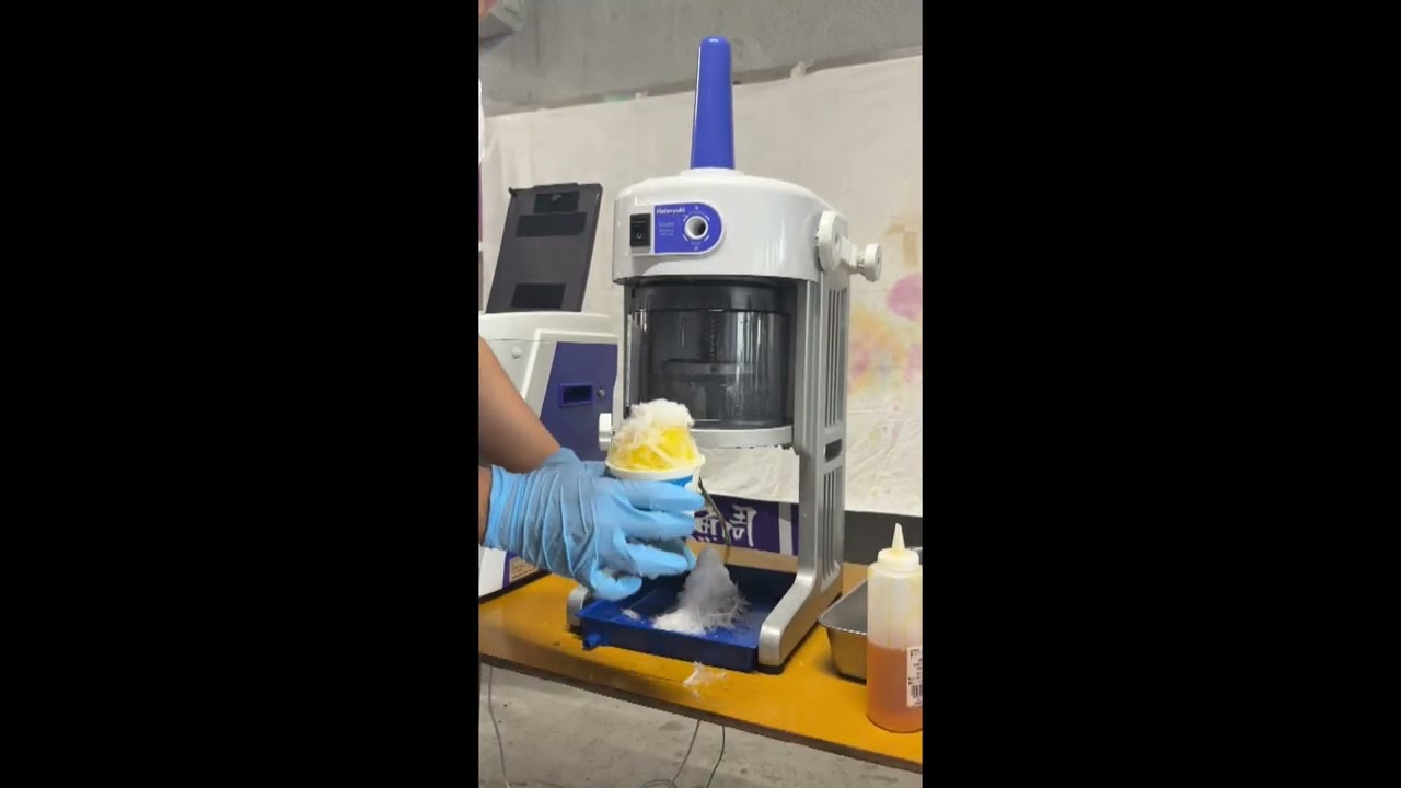 業務用かき氷機ブロック氷用とバラ氷用機械での性能の違い説明 - YouTube