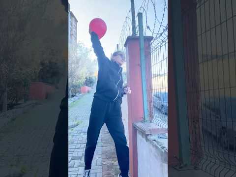 الوردة عم تحكي مع سما مو معقول عالم ريمو   