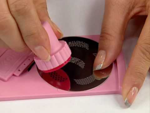 3 Ways to Remove Nail Polish from Around the Nails - wikiHow