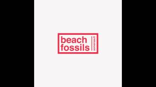 Video thumbnail of "Beach Fossils - This Year"