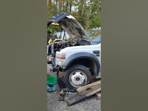 7.3 powerstroke vs 6.4 powerstroke - YouTube