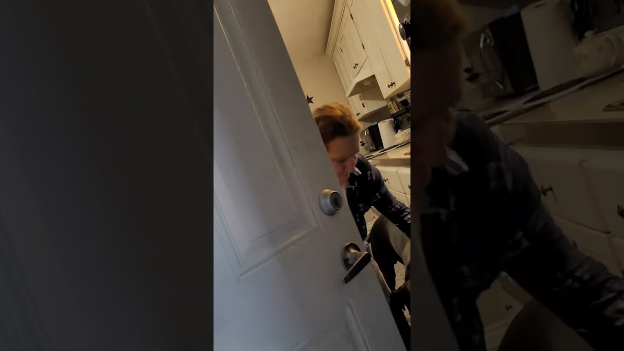 1-79 Metcalf St entry because of no heat and windows open