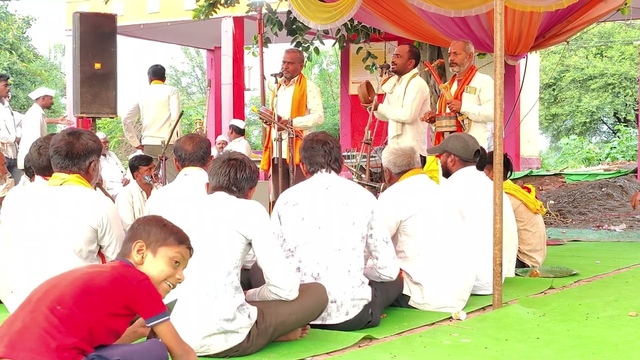 पिपरी डुकरी आरबडी मंडळ यांचा दणदणीत झालेला कार्यक्रम सावरगाव हाडप येथील गायन भावार्थ रामायण 😊😍💥