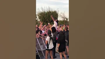 Waka Flocka Flame Goes INSANE at music festival. (Joins crowd)