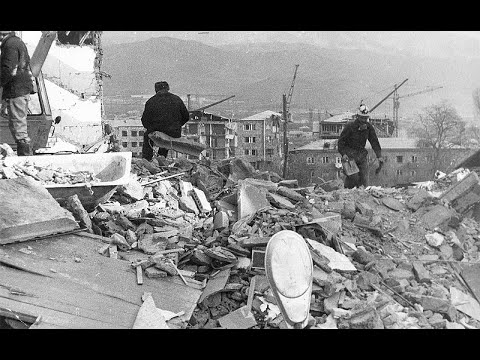 Спитак. Землетрясение. Почему часть домов устояла и был ли ядерный взрыв?