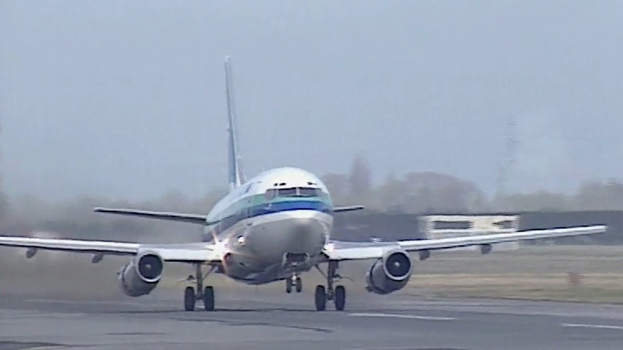 Boeing 737 Airliners At Christchurch