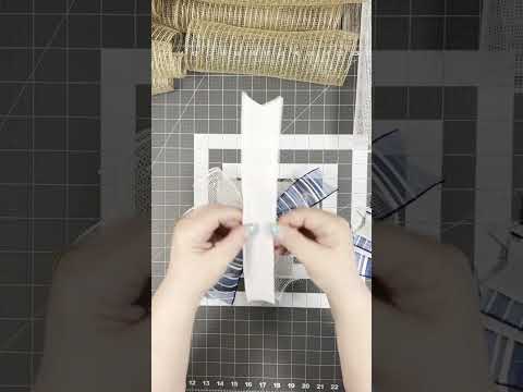 Deco Mesh Welcome