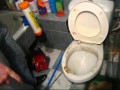 Удаление засора опилки для кота в туалете вантузом Домочист ВЗ-ПРО
