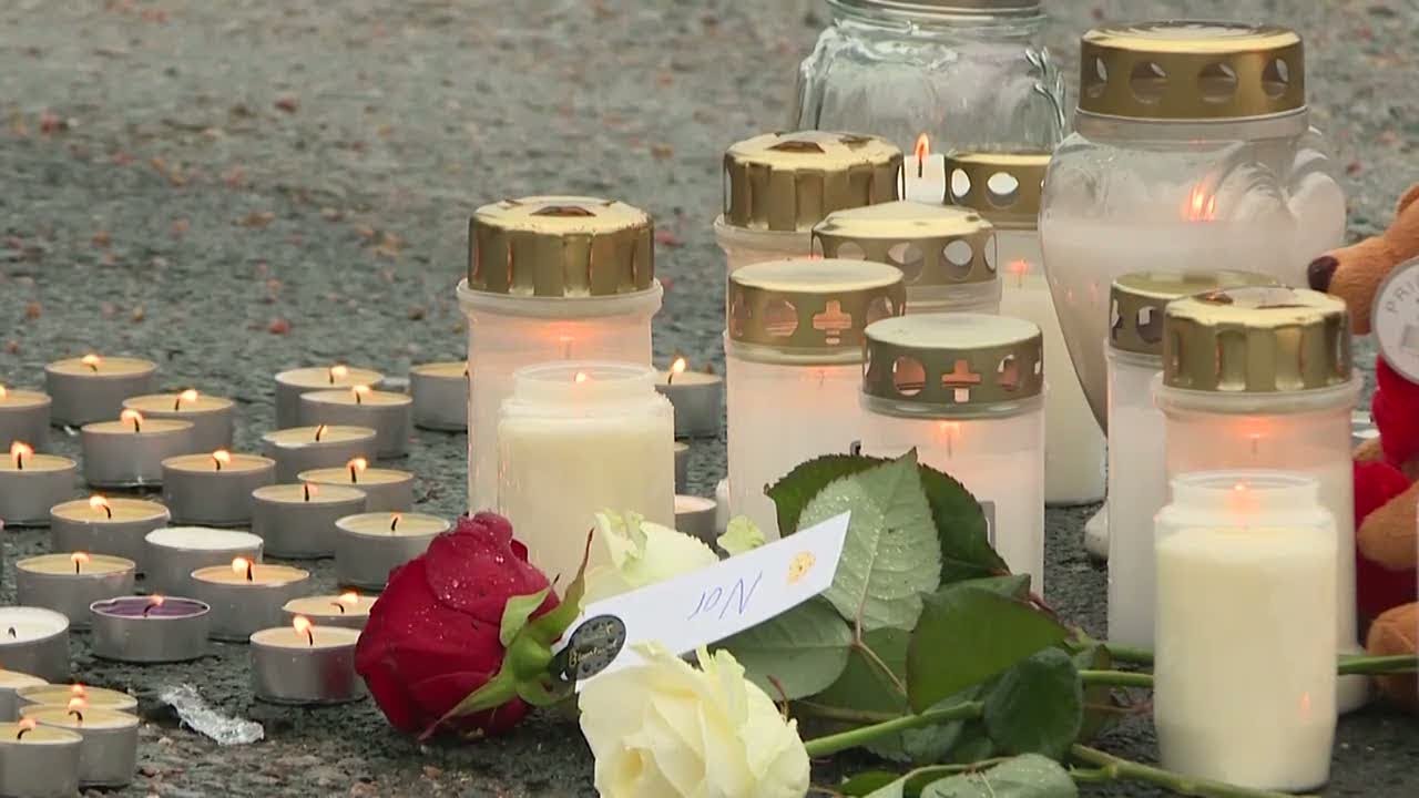 Sorg och vrede i ett chockat Trollhättan - Nyheterna (TV4)