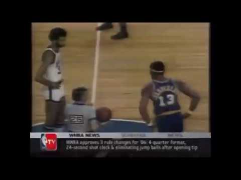 Kareem Abdul-Jabbar Bucks 39 pts 20 rebs vs Wilt (1972)