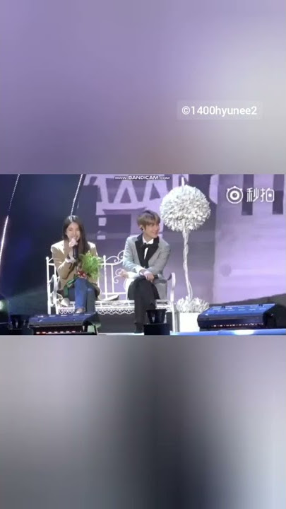 Baekhyun being Nerveous at Suzy during the Rehearseal at GDA 2017  #baesuzy #baekhyun #dream
