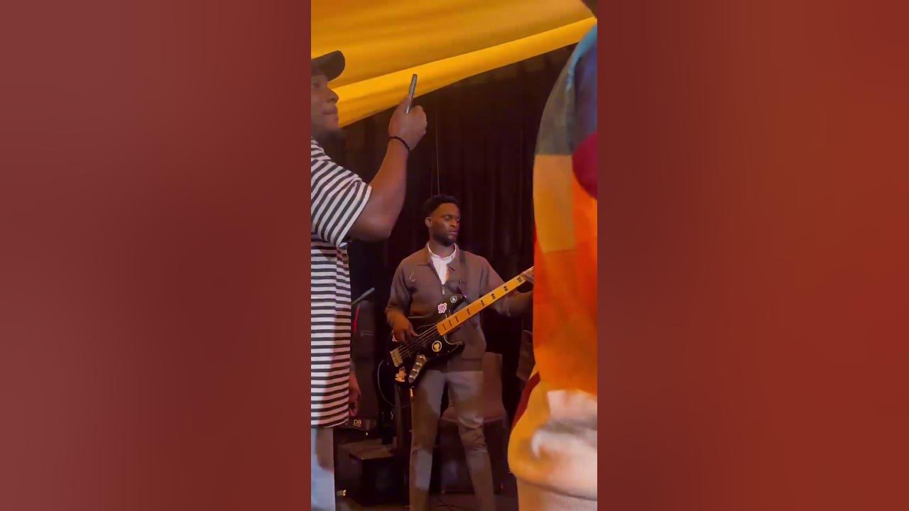 Prinx Emmanuel reacts to SMJ's OUTRO of Odogwu #music #live #church #concert