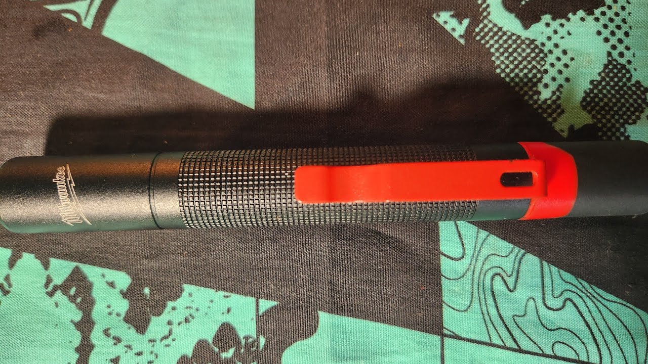 milwaukee aaa flashlight 0 4933459440 IP67 LED IPL Flashlight, Red, Removable Belt Clip, On/Off Switch, 2 Batteries, High Definition Illumination, 100 Lumens, Red Tools & Home Improvement The compact flashlight is IP67 waterproof dustproof chemical resistant and survives repeated drops from 4 meters (12 ft.) to meet the daily demands of any jobsite Milwaukee 325-Lumen Focusing Flashlight 2107