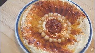 حمص بالطحينة بدقيق الحمص ( بدقائق) Hummus from Garbanzo Bean Flour