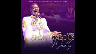 Tshigubu Medley feat  VhaApostola (Live)