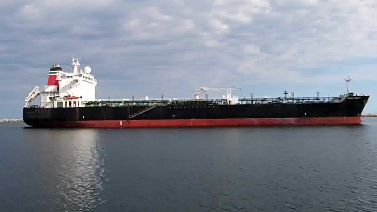 Port Adelaide Shipping _ (204) British Tenacity