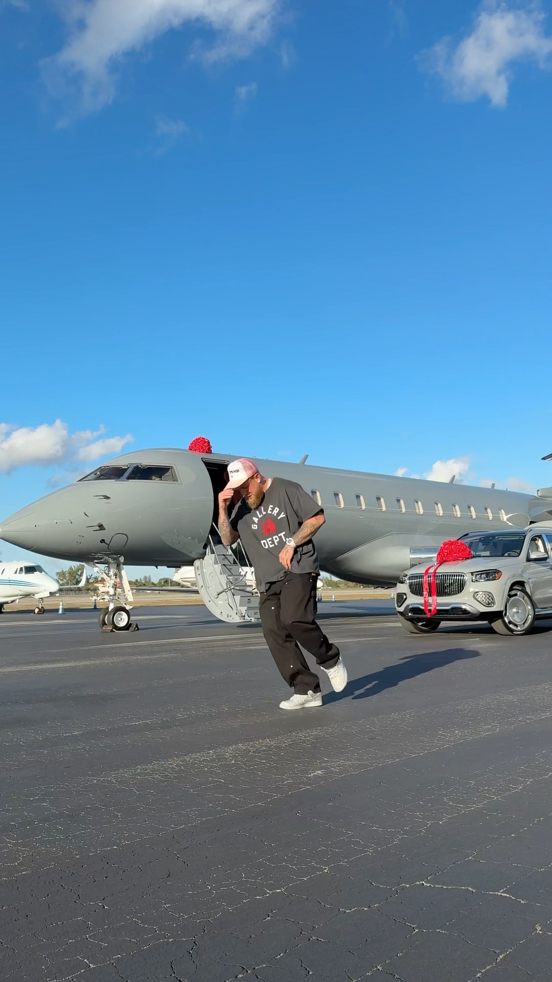 Bought my first jet?Went global cause I’m global?silly me