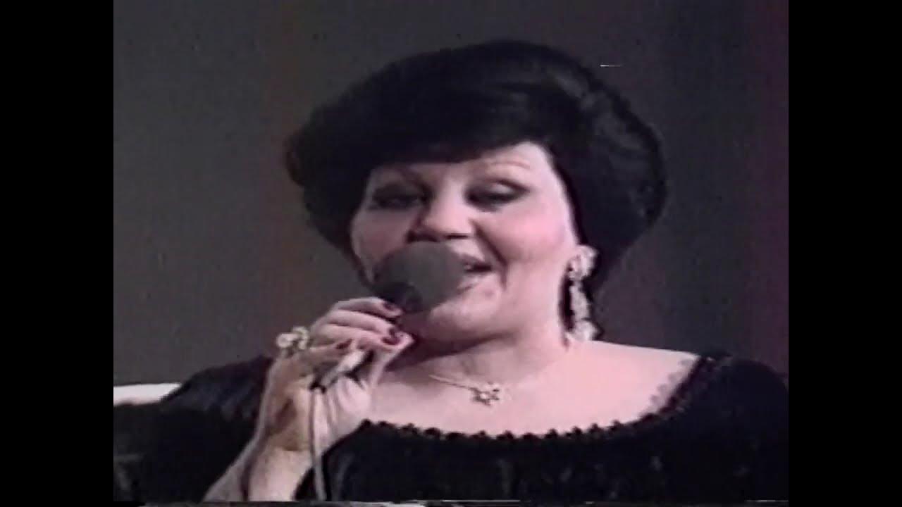 Hayedeh : Gole Sangam - هایده : گل سنگ / Persian pop music Hayedeh : Gole Sangam - هایده : گل سنگ / Persian pop music