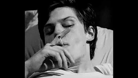 EsDeekid, fakemink & Rico Ace - LV Sandals (slowed)