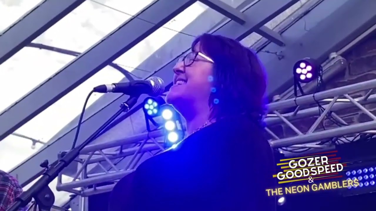 Gozer Goodspeed & The Neon Gamblers - Gozer introduces the band + jam (Looe Weekender Festival 2024)