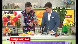 Дмитро Комаров показав, як правильно пити текілу
