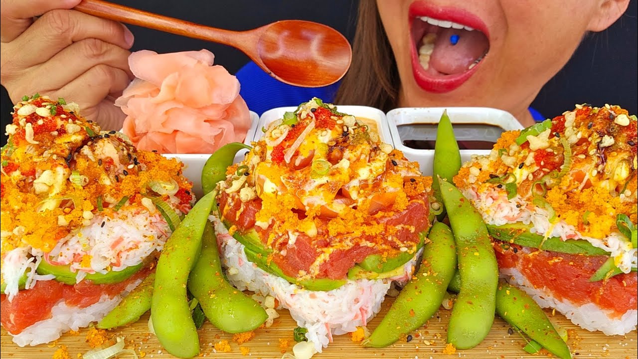 EATING BEAUTIFUL HEART SHAPED SUSHI CAKES ASMR MUKBANG OMAD BIG BITES SEAFOOD