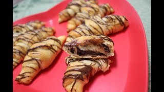 Chocolate crescent rolls