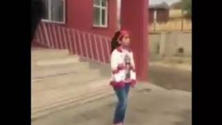 Köyde Şiiri Unutan Kız