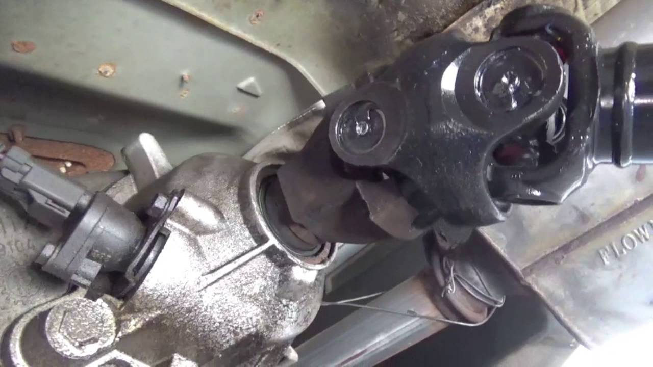 Replace Rear Driveshaft Jeep Wrangler - YouTube