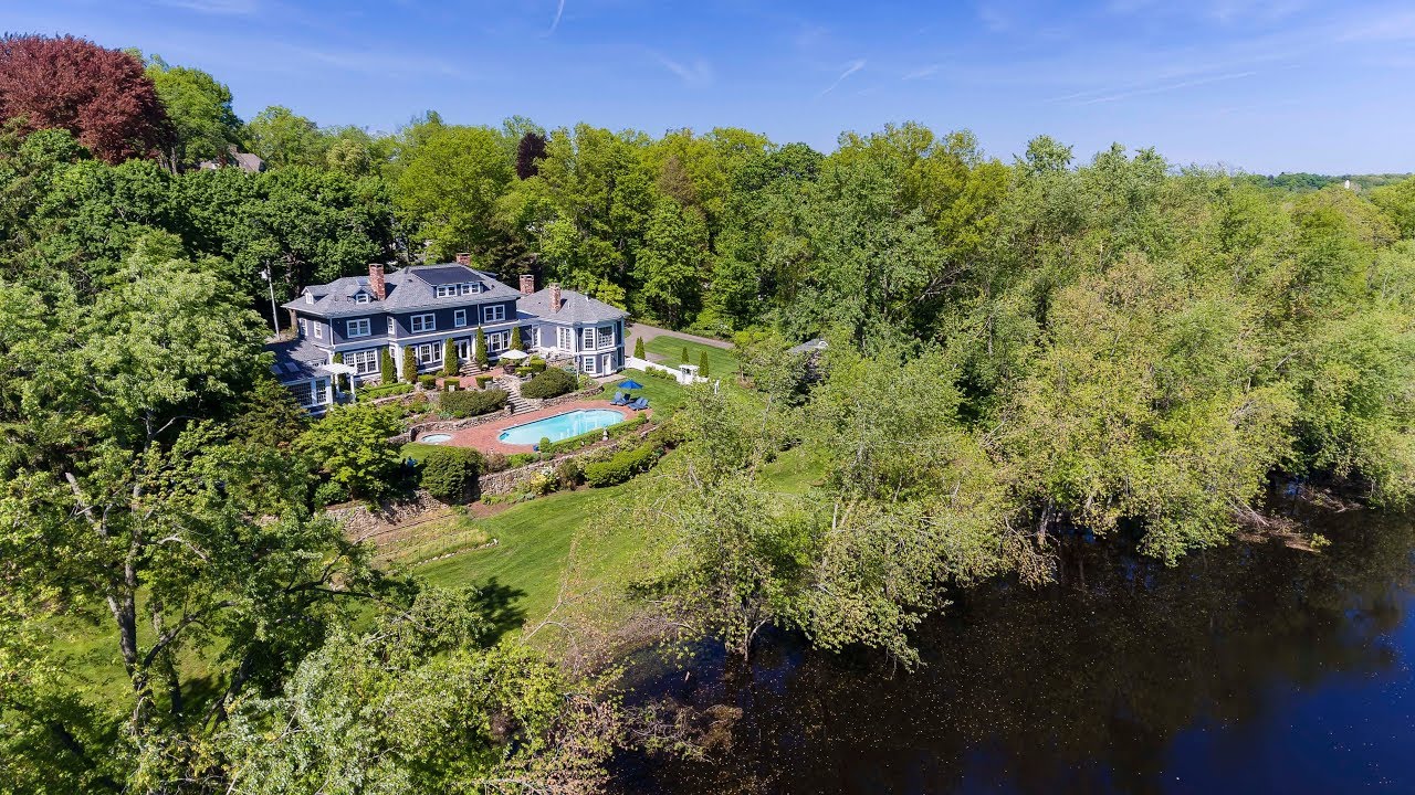 61 Musketaquid Road, Concord MA - The Very Best of Waterfront Living