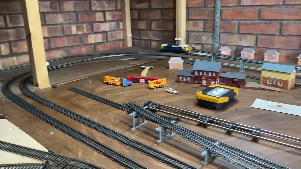 Lima L103407v Class 33 33056 'The Burma Star'