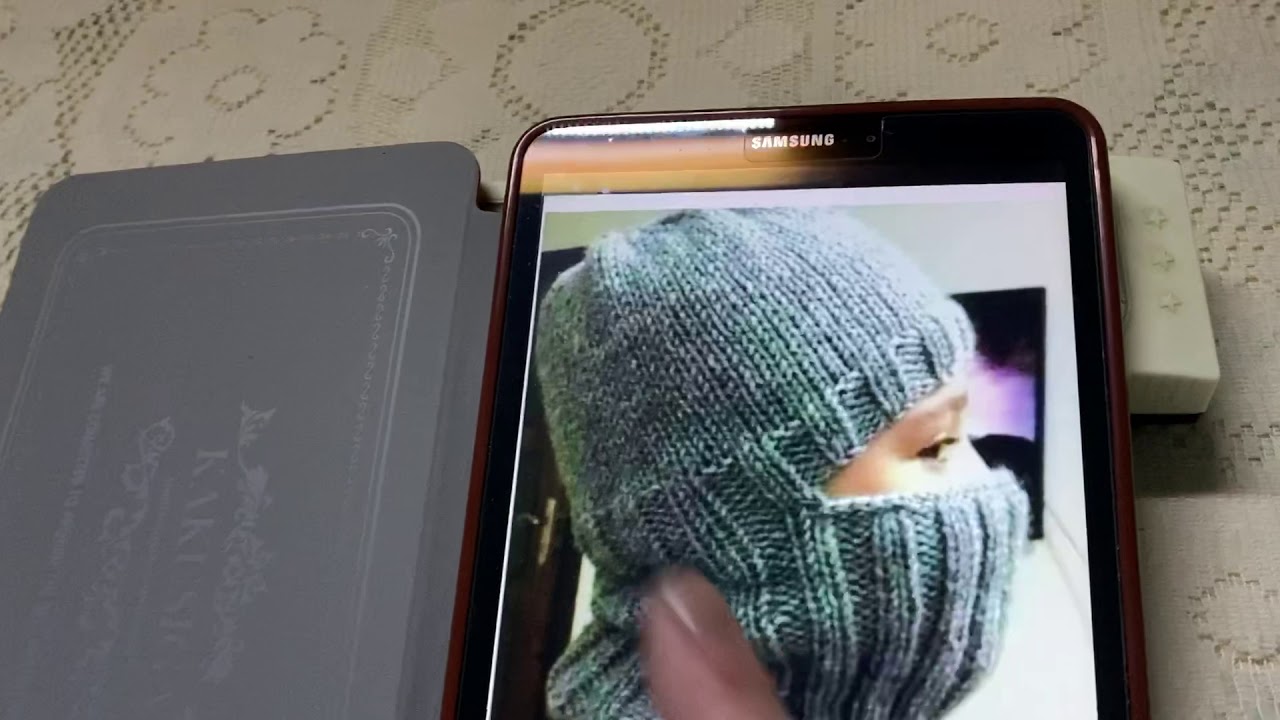 القبعة الدافئة.  monkey helmet cap