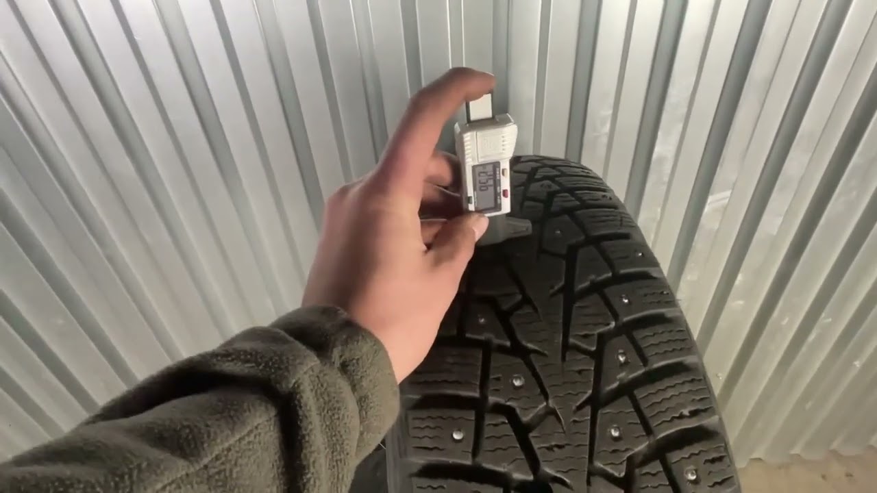 Maxxis ArcticTrekker NP3 205/65 R16 99T