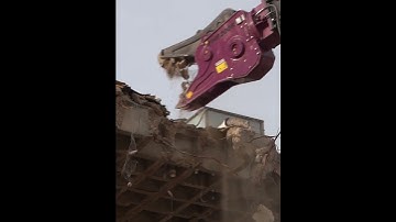 PRODEM Rotating Pulveriser Excavator Attachment Destroys Building